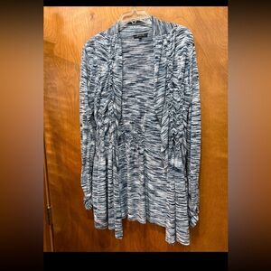 Renuar medium cardigan • Women's Blue and White Sweater